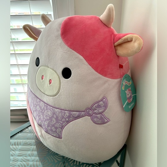 Reshma 14” Cow Squishmallow - BNWT - Picture 3 of 6